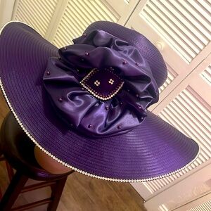 💜DONNA DEVINCI CHURCH LADY HAT…MOST BEAUTIFUL PURPLE! ORIGINAL BOX KEPT